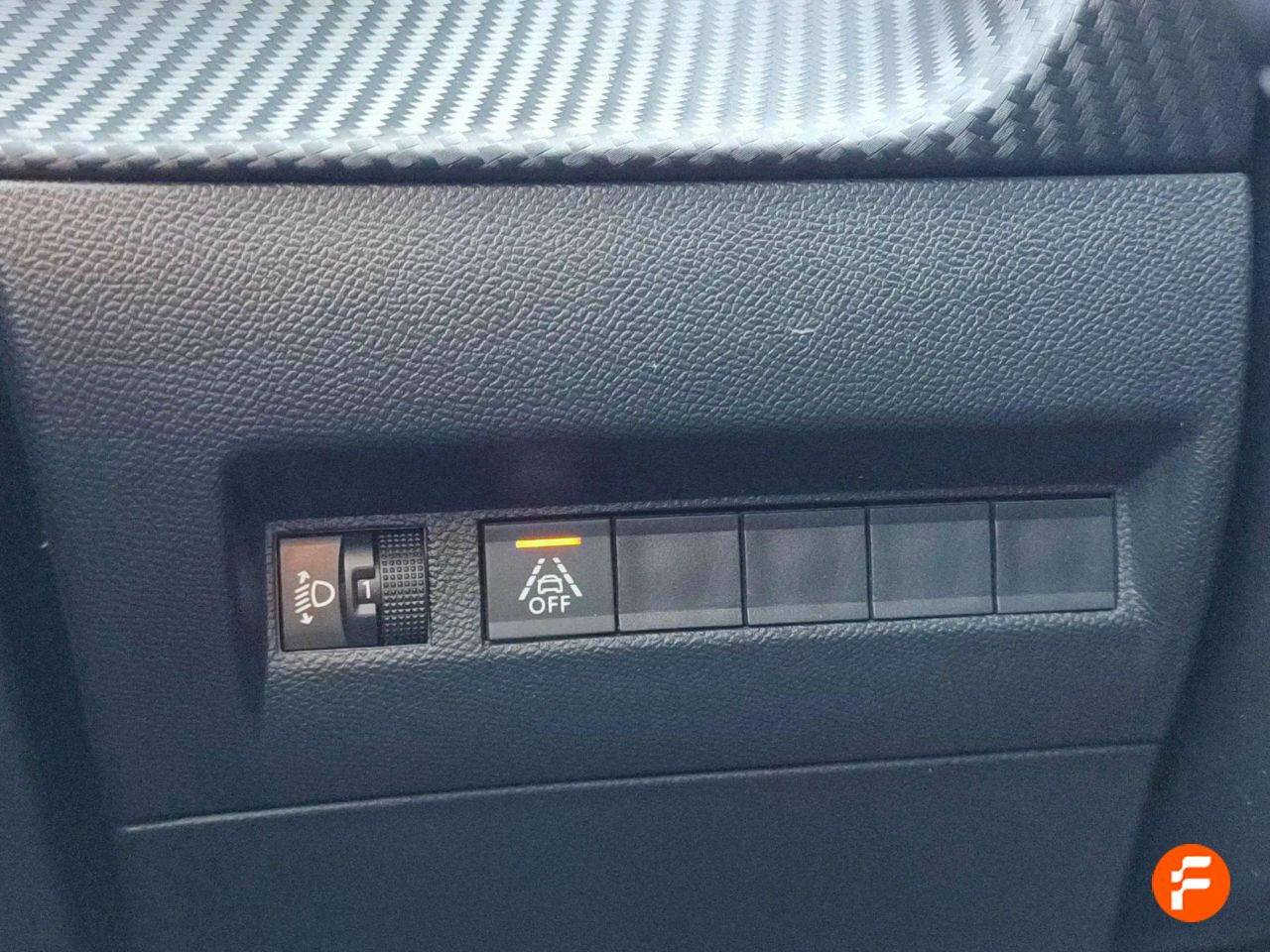 Foto Peugeot 2008 10