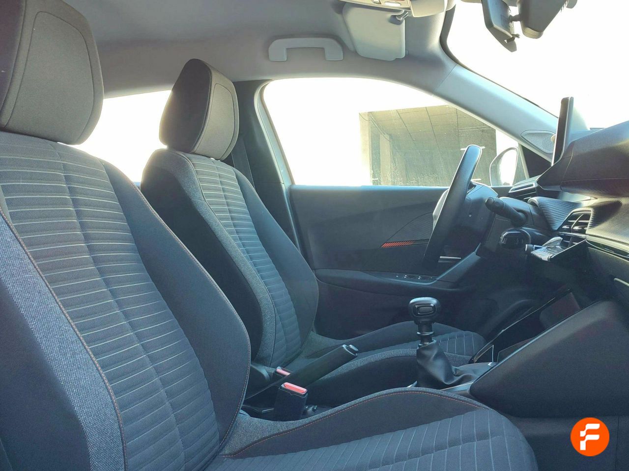 Foto Peugeot 2008 23