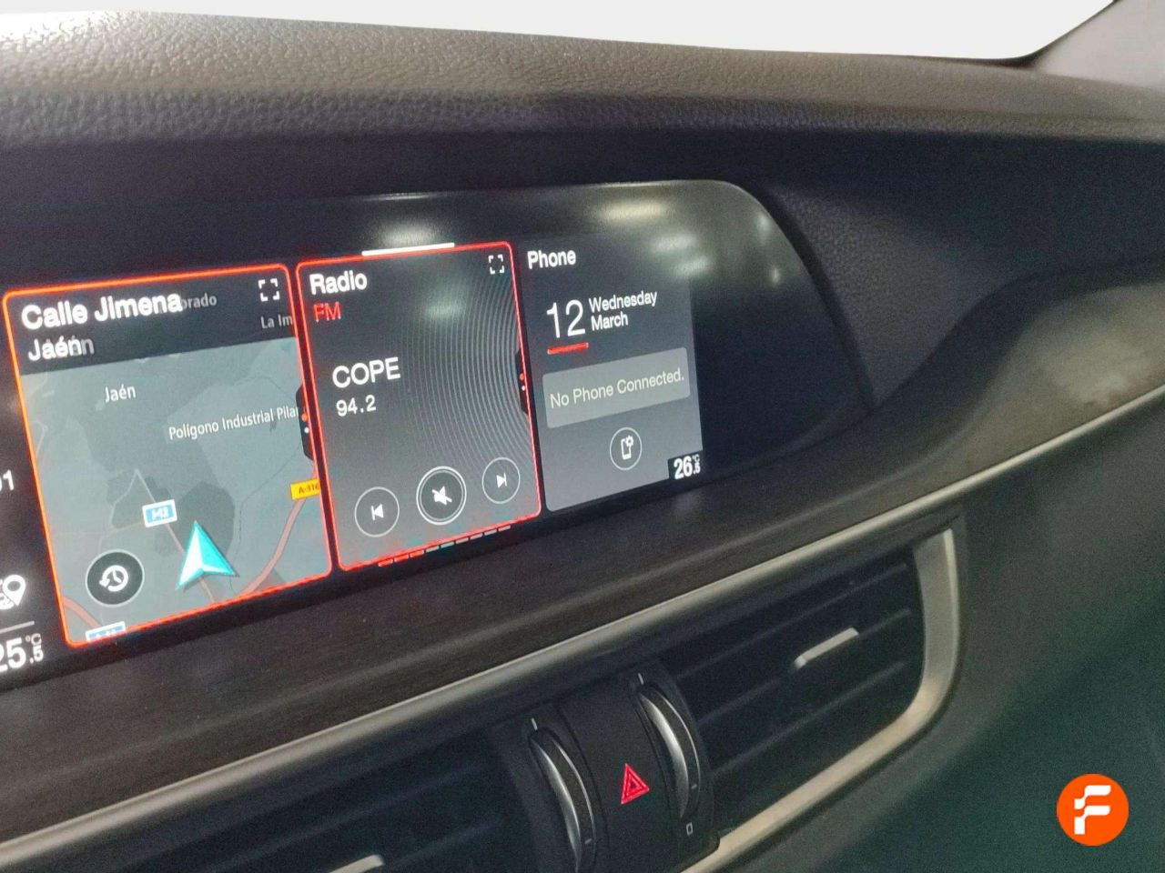 Foto Alfa Romeo Stelvio 12