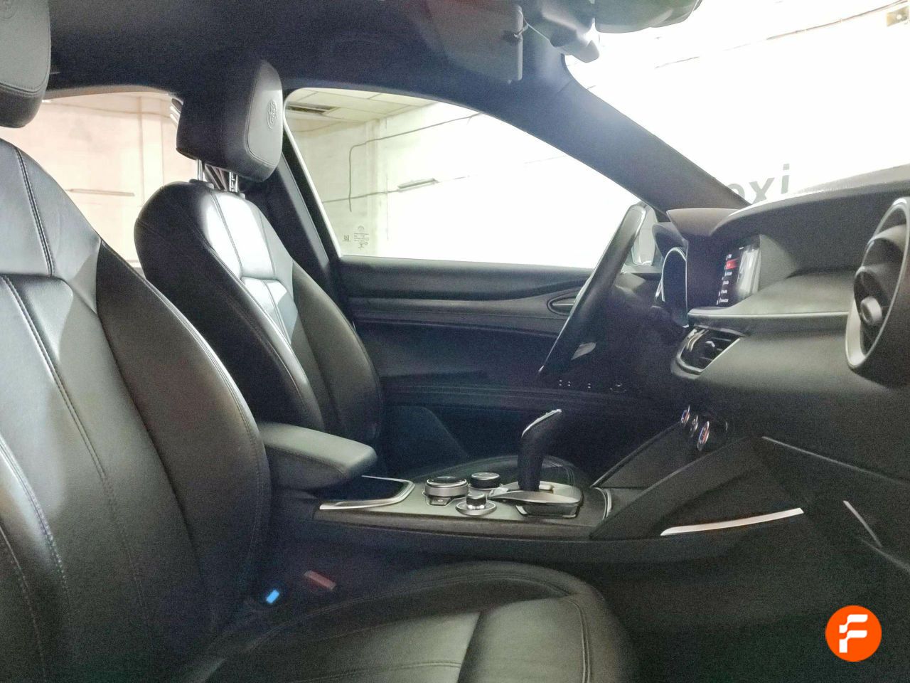 Foto Alfa Romeo Stelvio 25