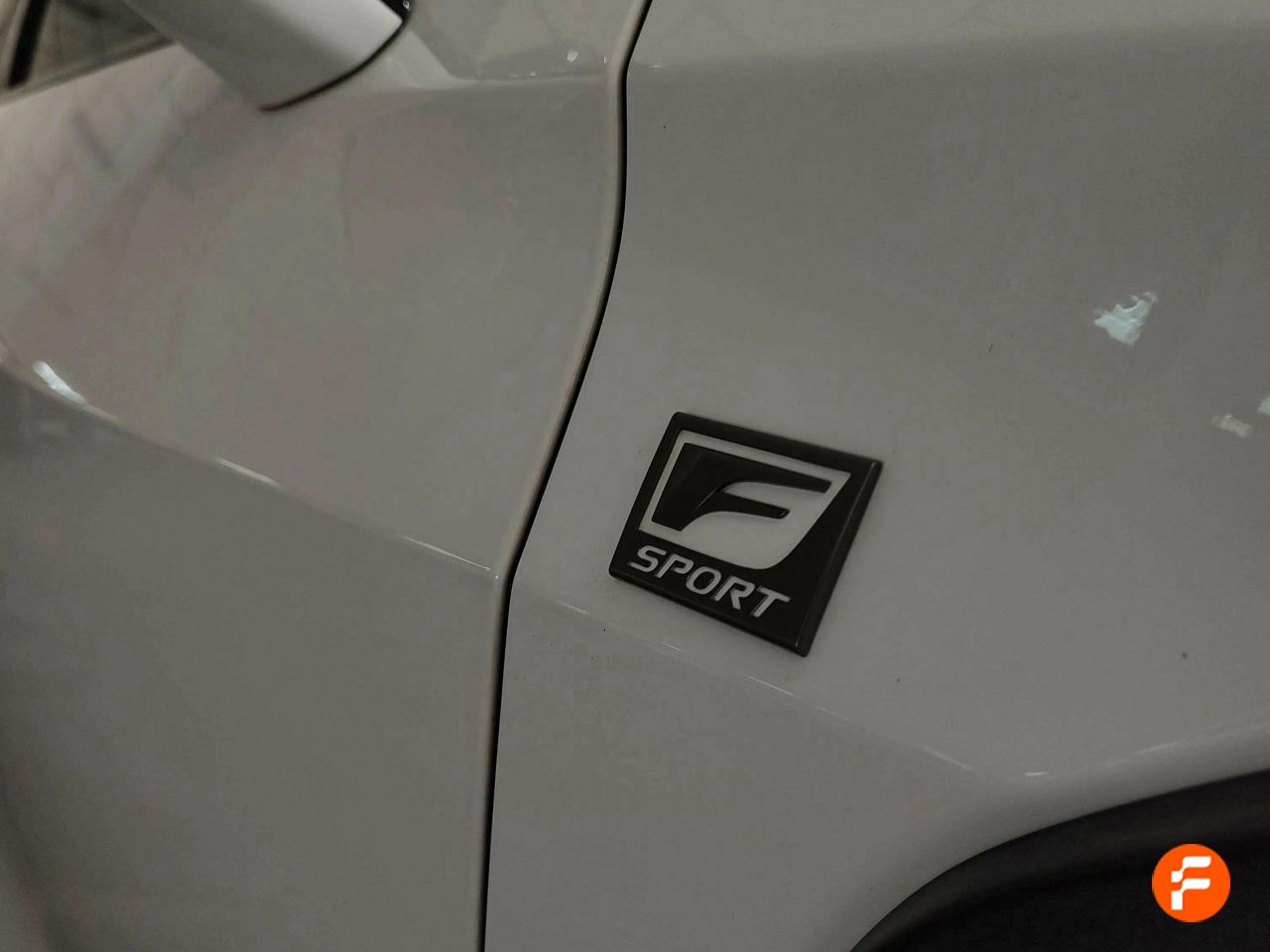 Foto Lexus UX 25
