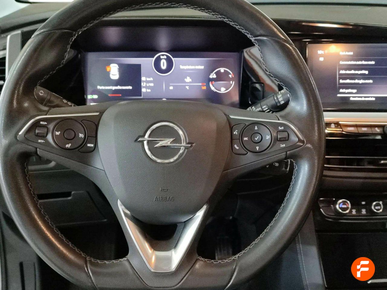Foto Opel Grandland X 9