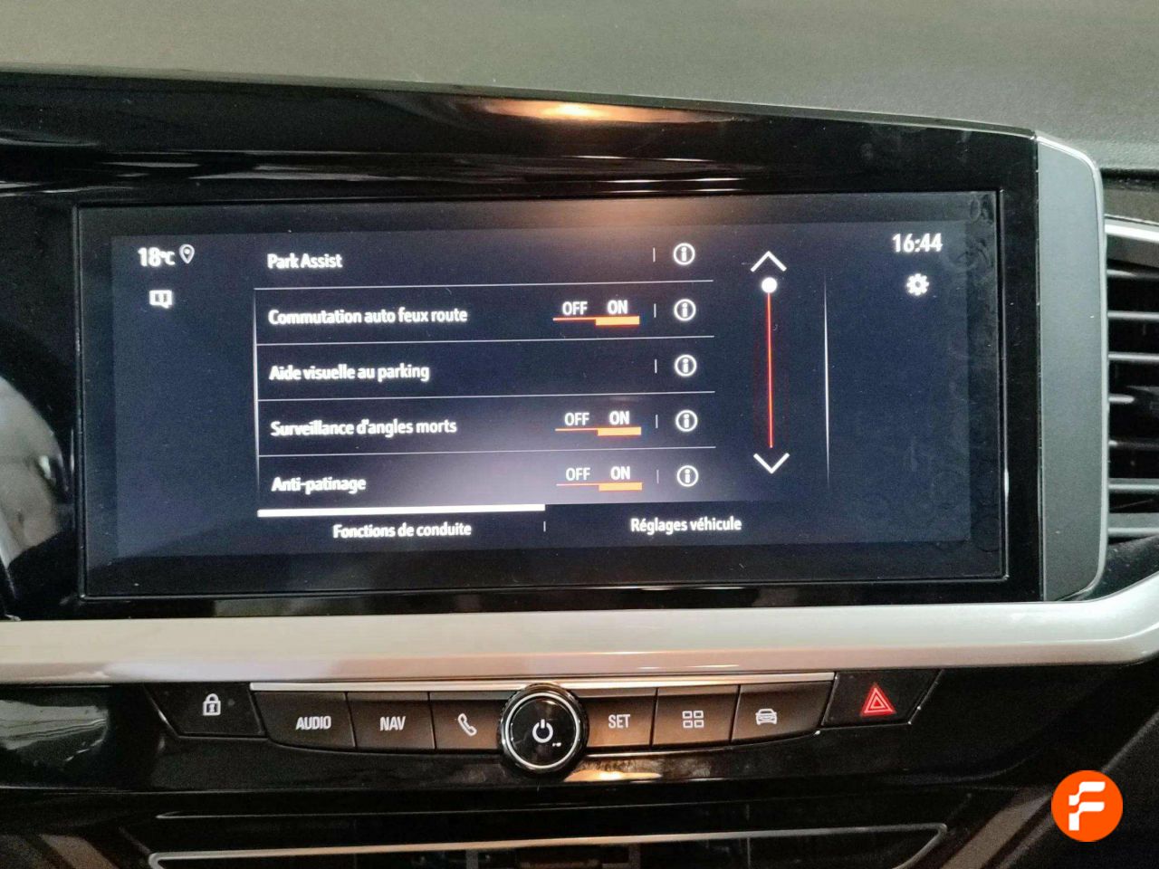Foto Opel Grandland X 11