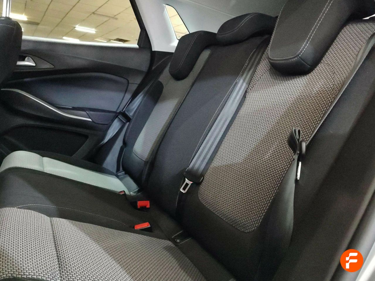 Foto Opel Grandland X 19