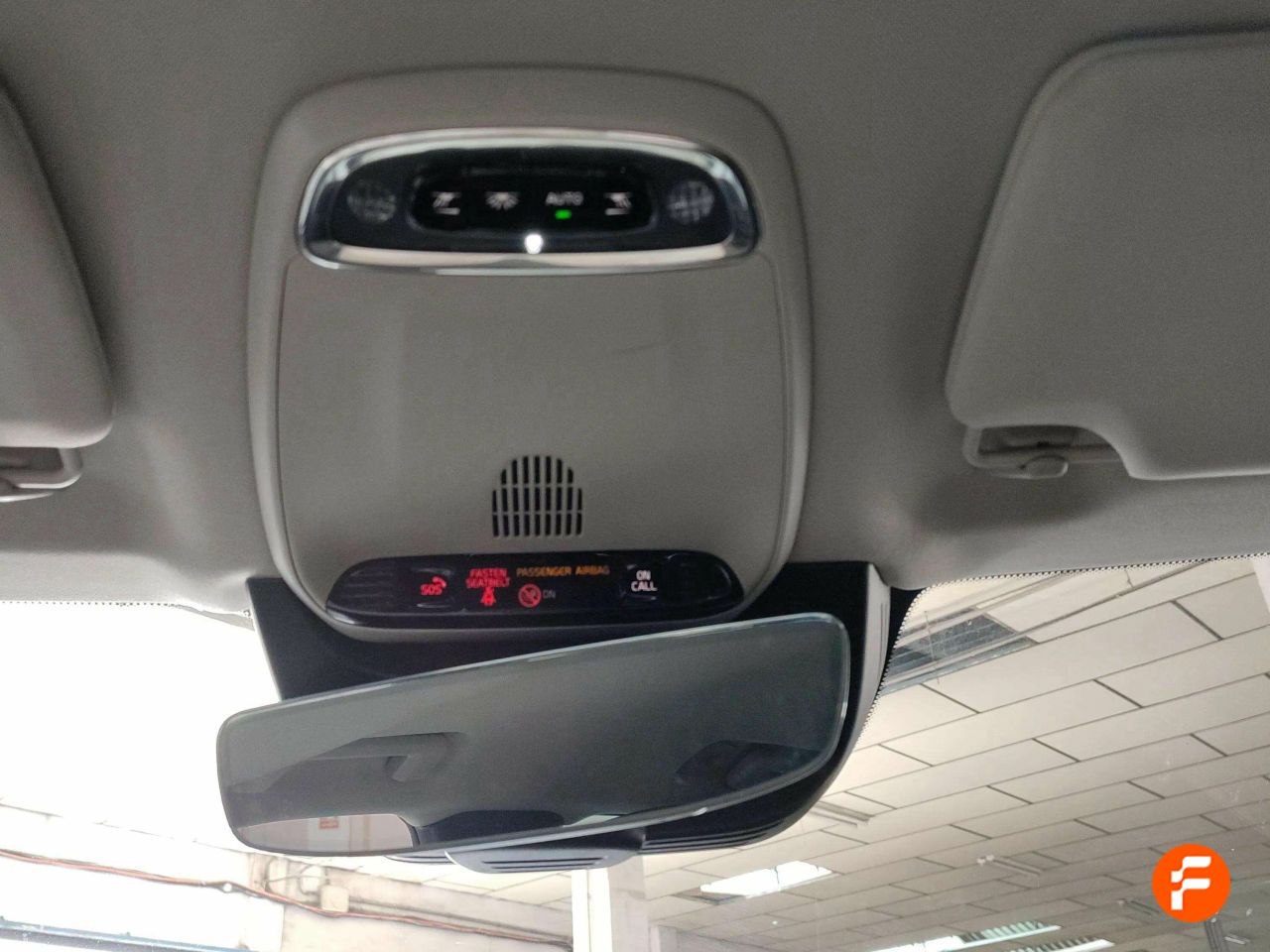 Foto Volvo XC90 18
