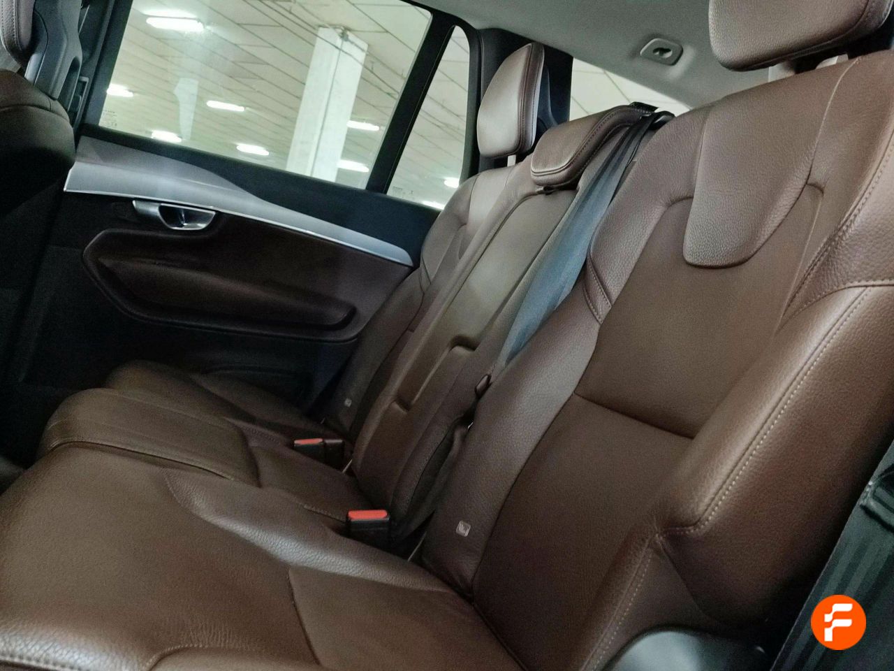 Foto Volvo XC90 19