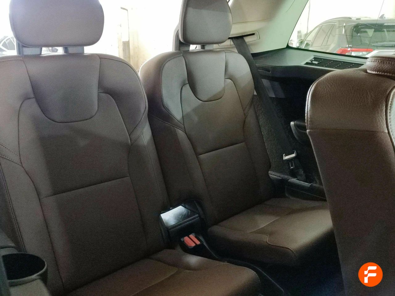 Foto Volvo XC90 24