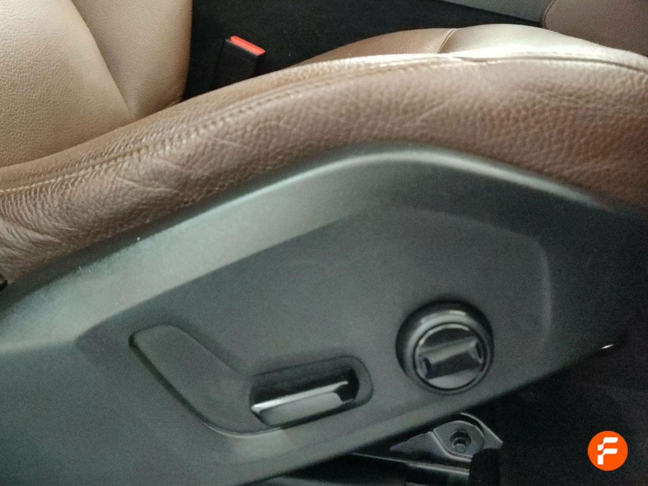 Foto Volvo XC90 26