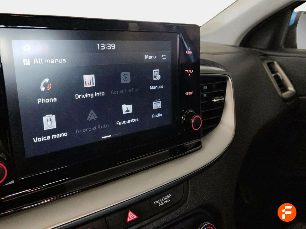 Foto Kia XCeed 12