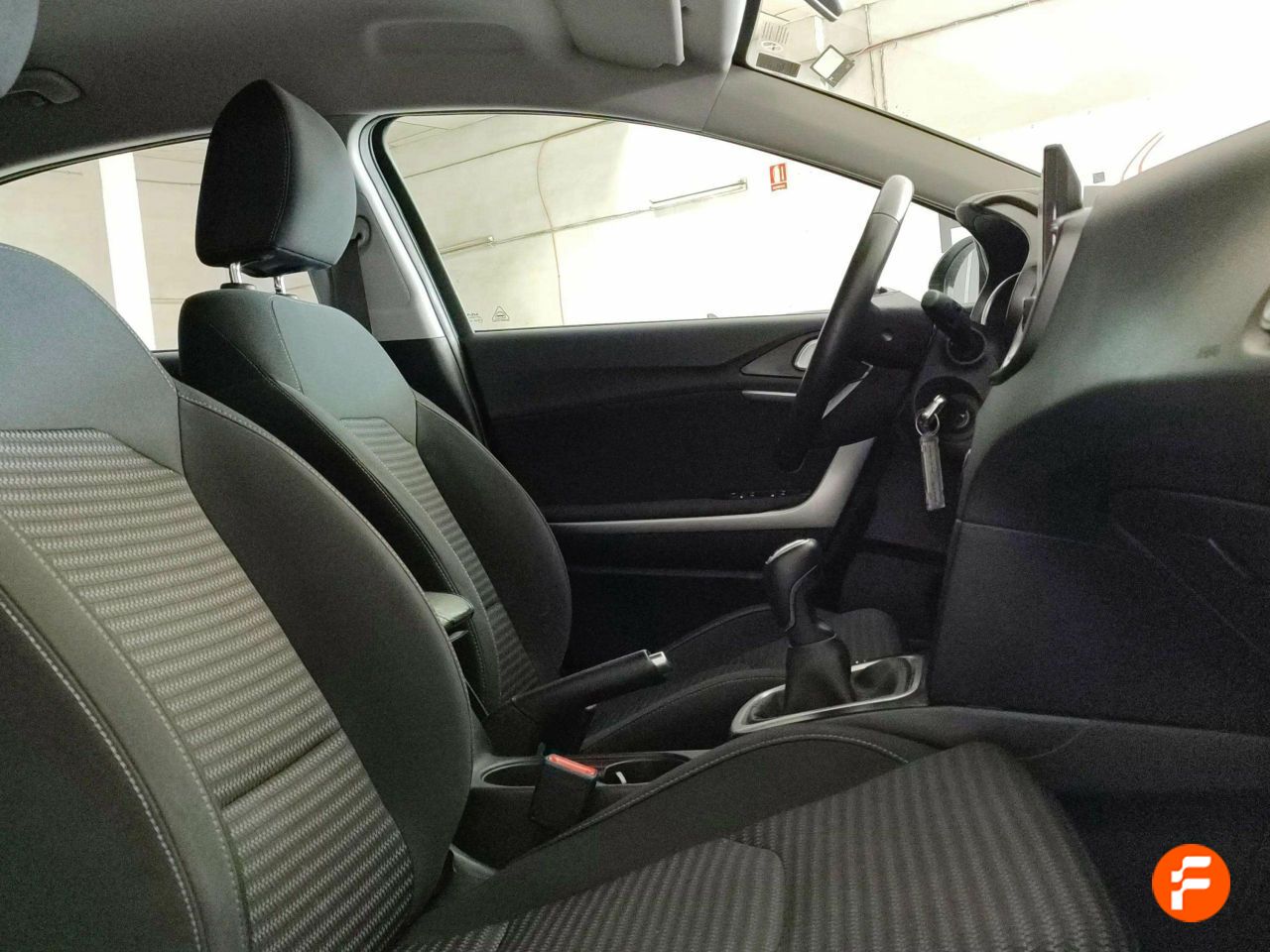 Foto Kia XCeed 24