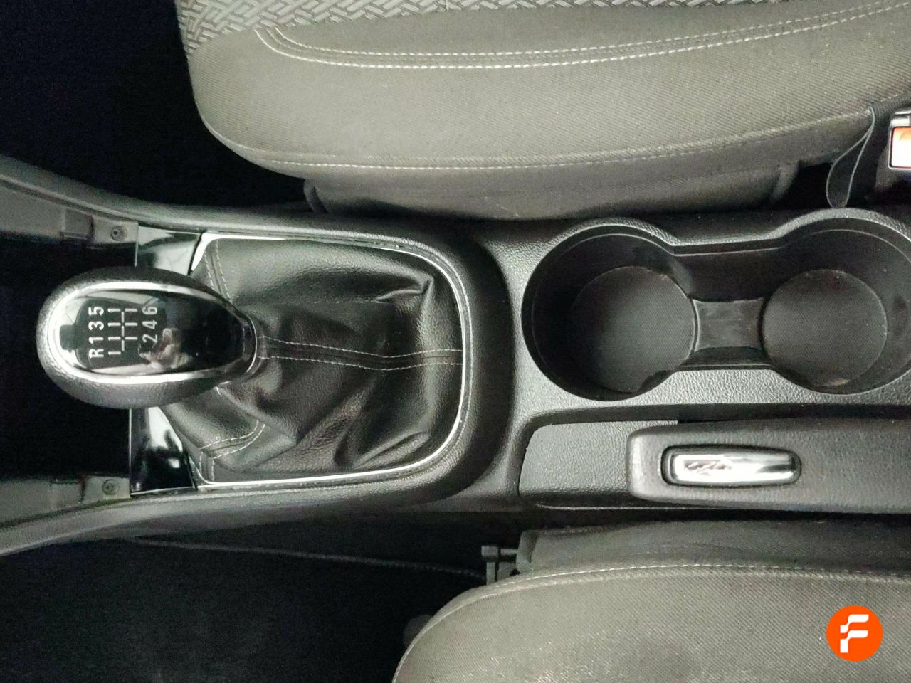 Foto Opel Mokka X 17