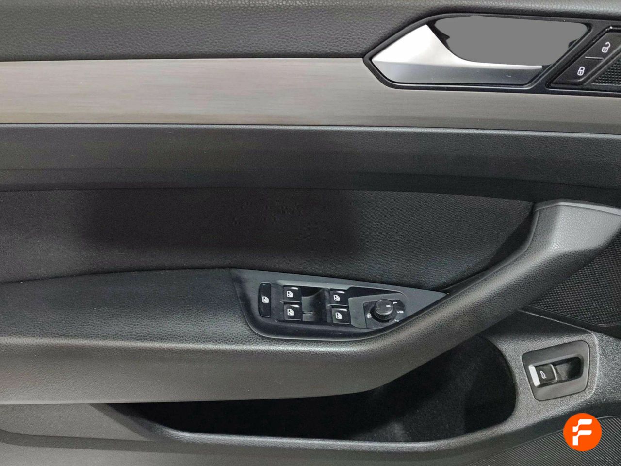 Foto Volkswagen Passat 8