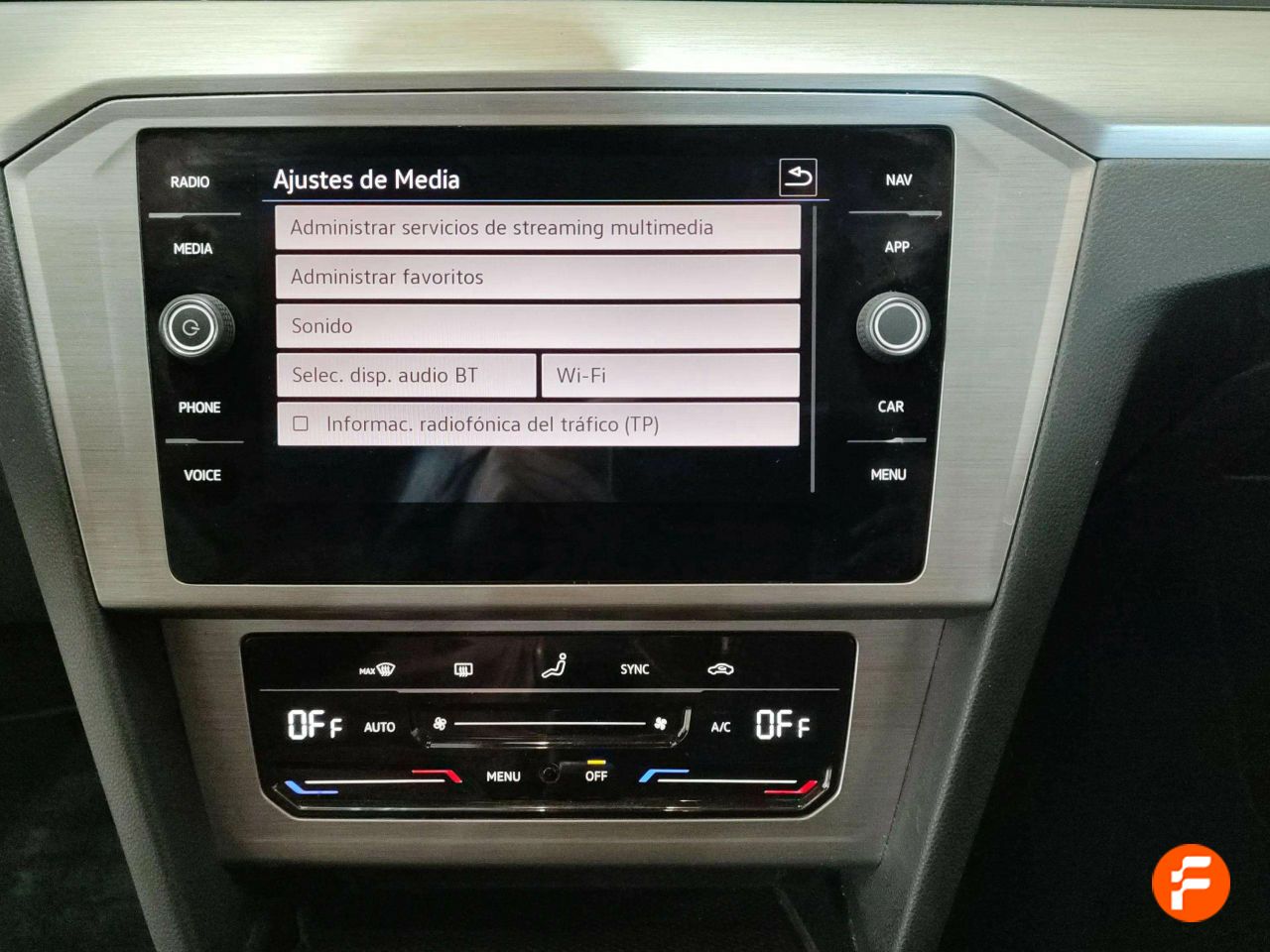Foto Volkswagen Passat 17