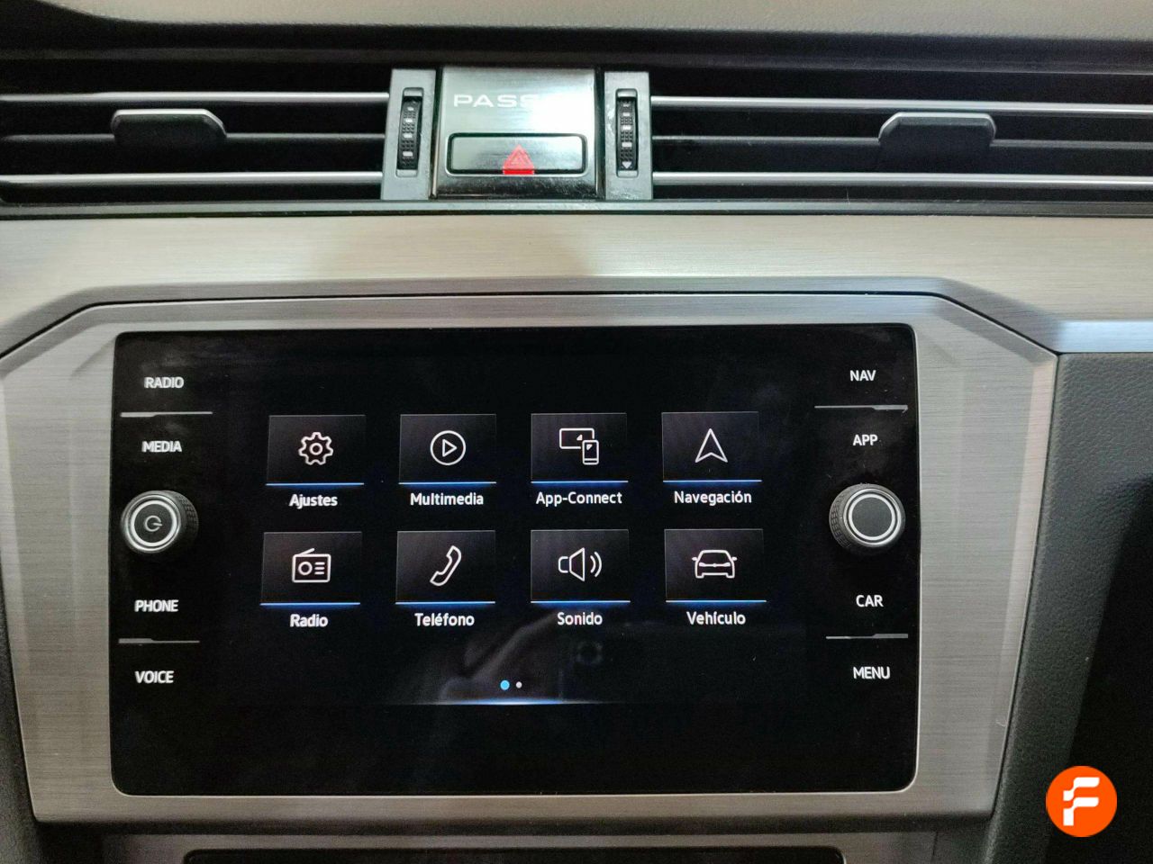 Foto Volkswagen Passat 24