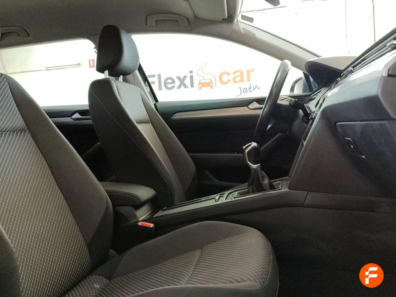 Foto Volkswagen Passat 32