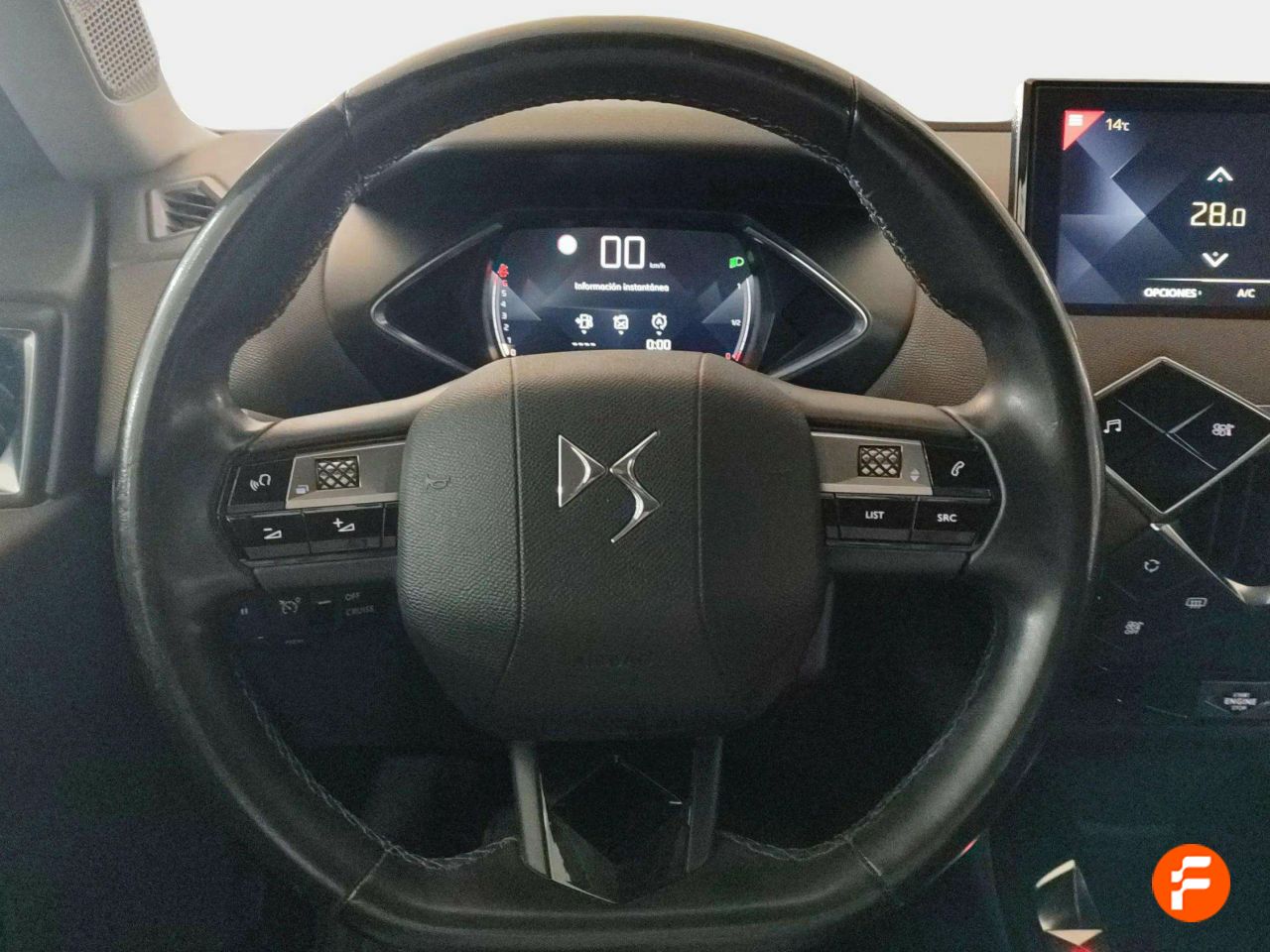 Foto DS Automobiles DS 3 9
