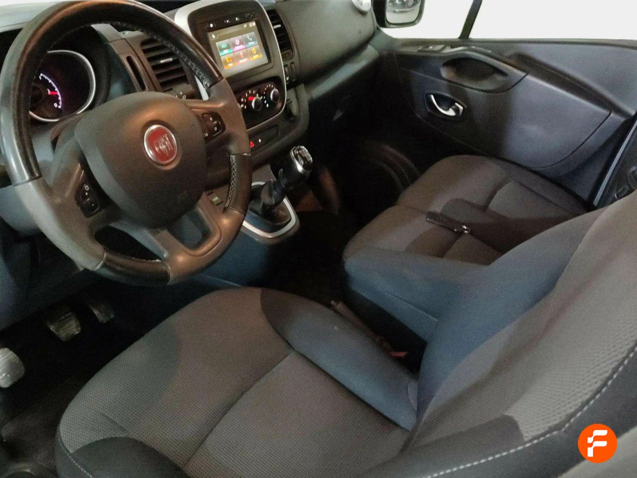 Foto Fiat Talento 7