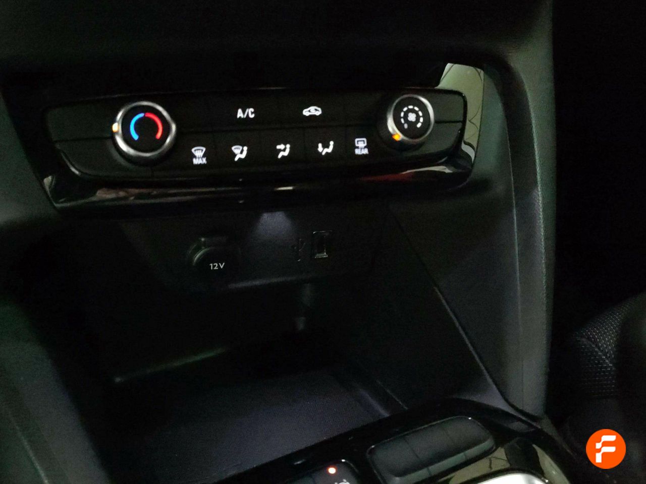 Foto Opel Corsa 15