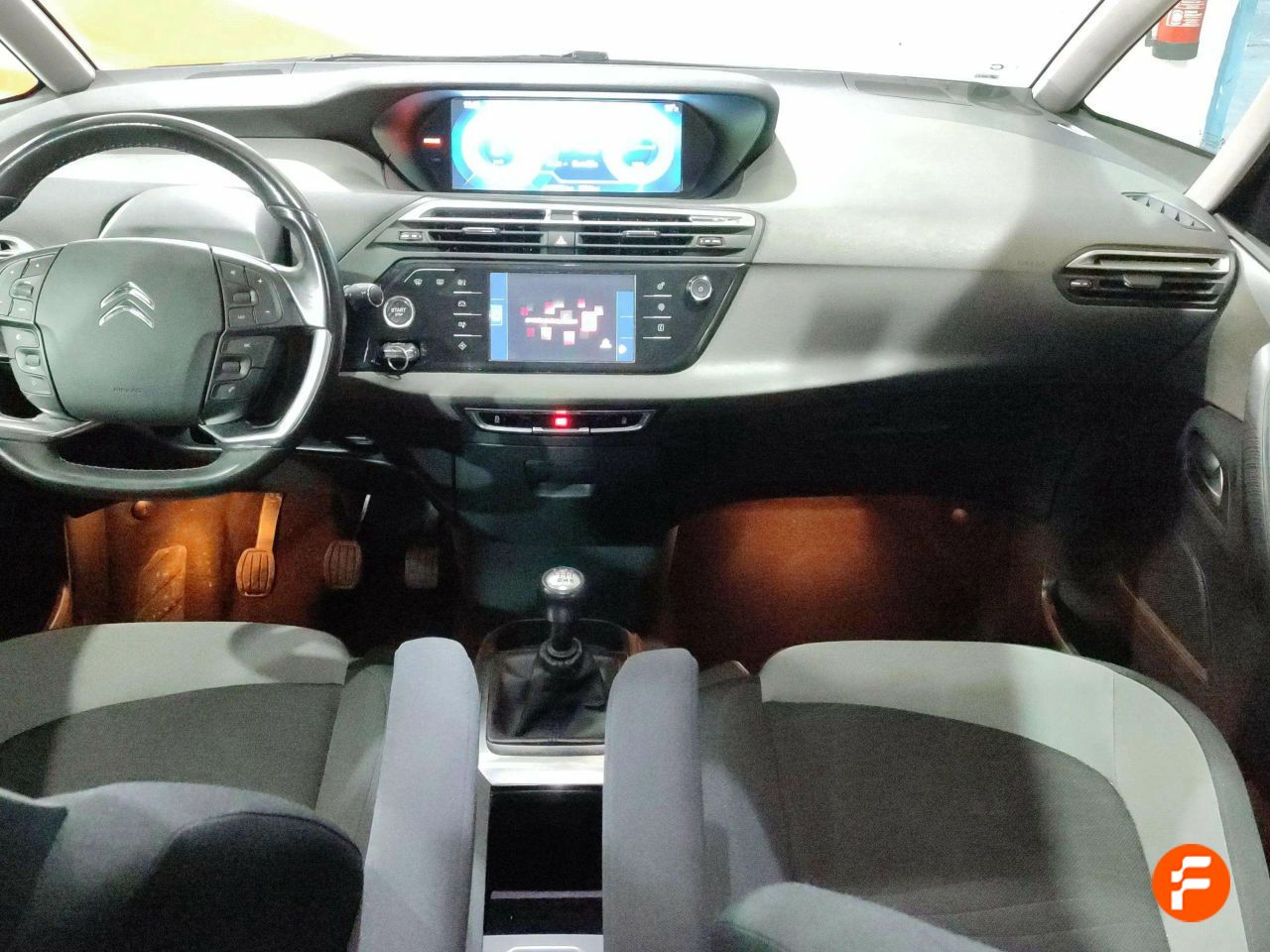 Foto Citroën C4 Picasso 23