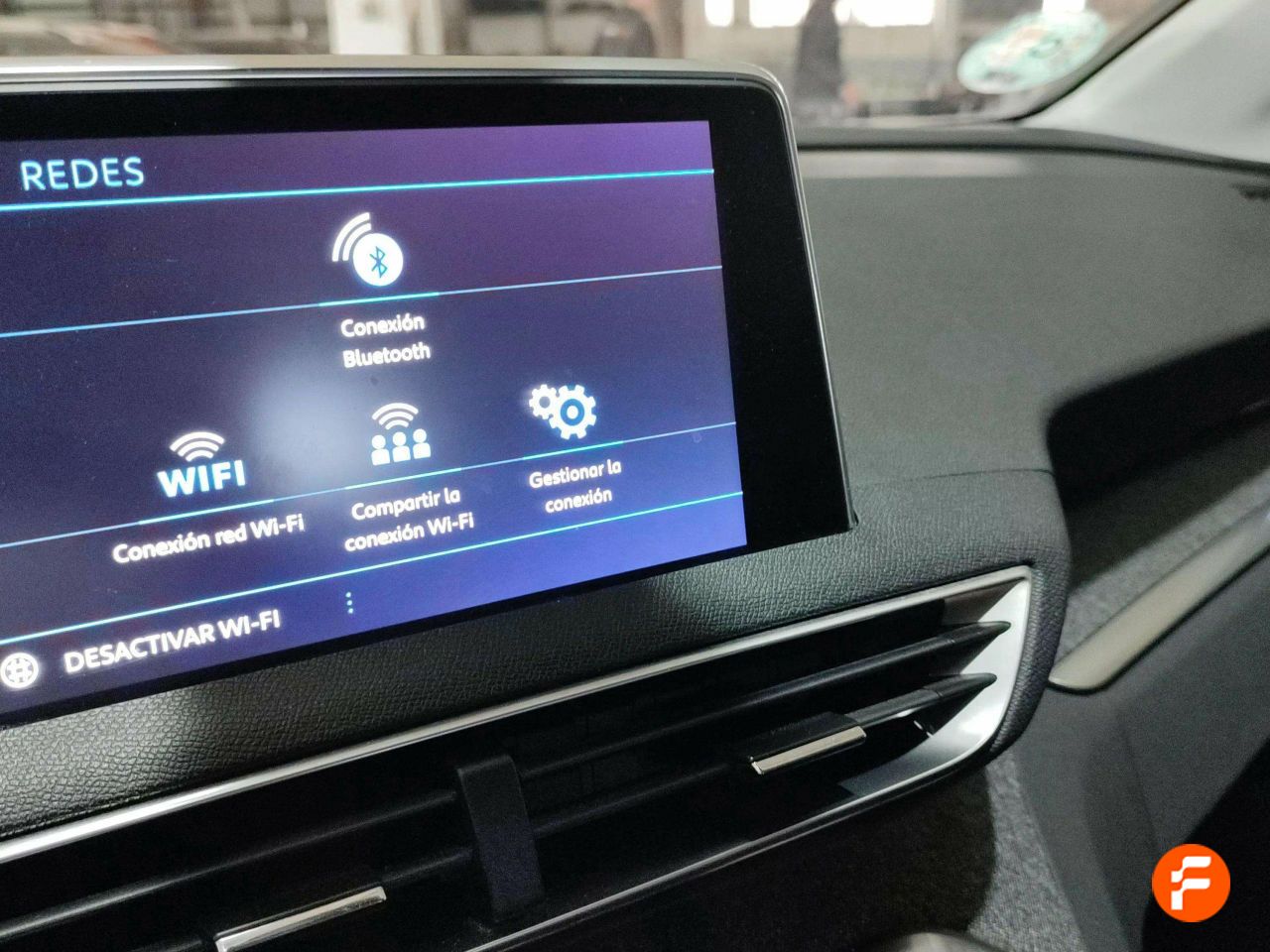 Foto Peugeot 5008 16