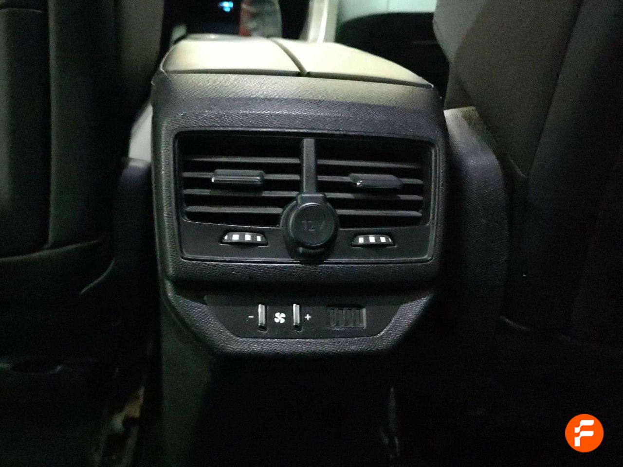 Foto Peugeot 5008 23