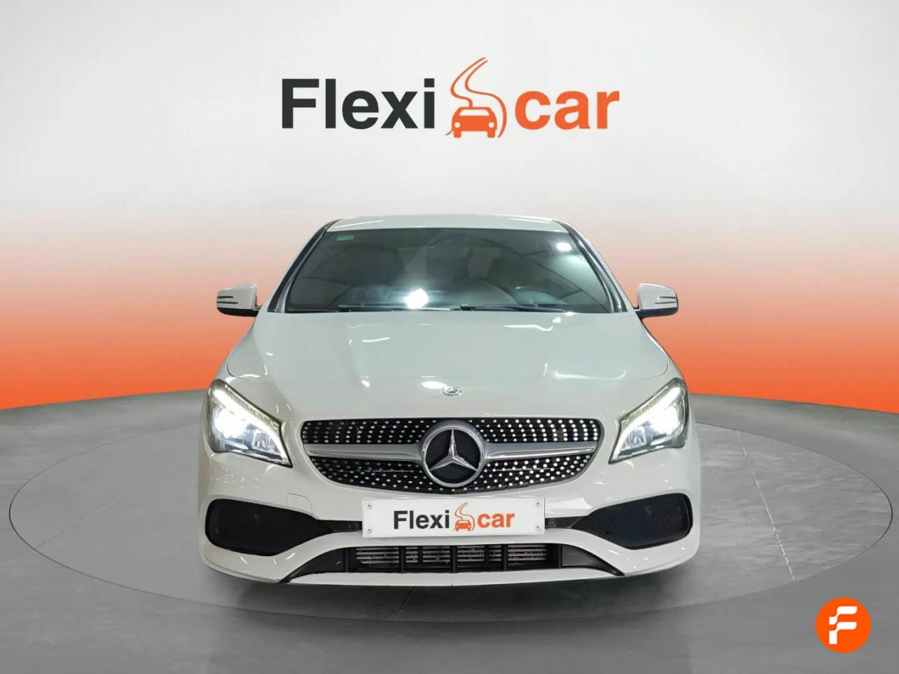 Foto Mercedes-Benz Clase CLA 2