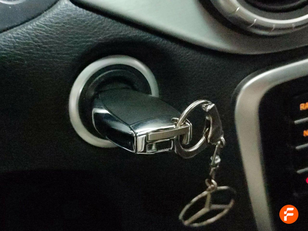 Foto Mercedes-Benz Clase CLA 13
