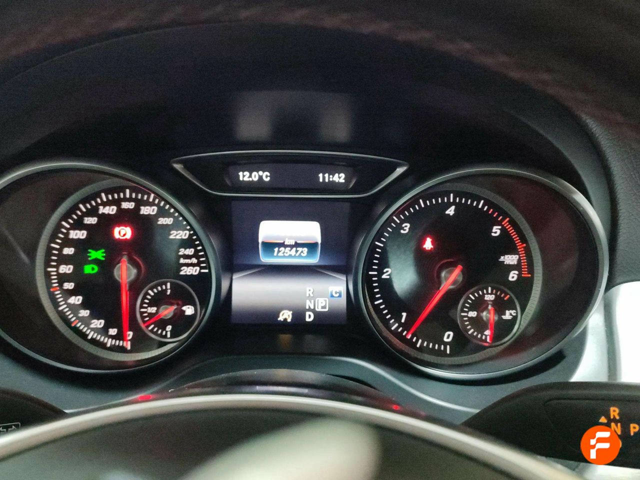 Foto Mercedes-Benz Clase CLA 15