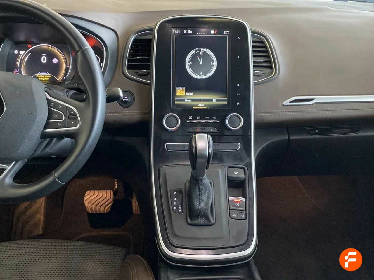 Foto Renault Grand Scénic 11
