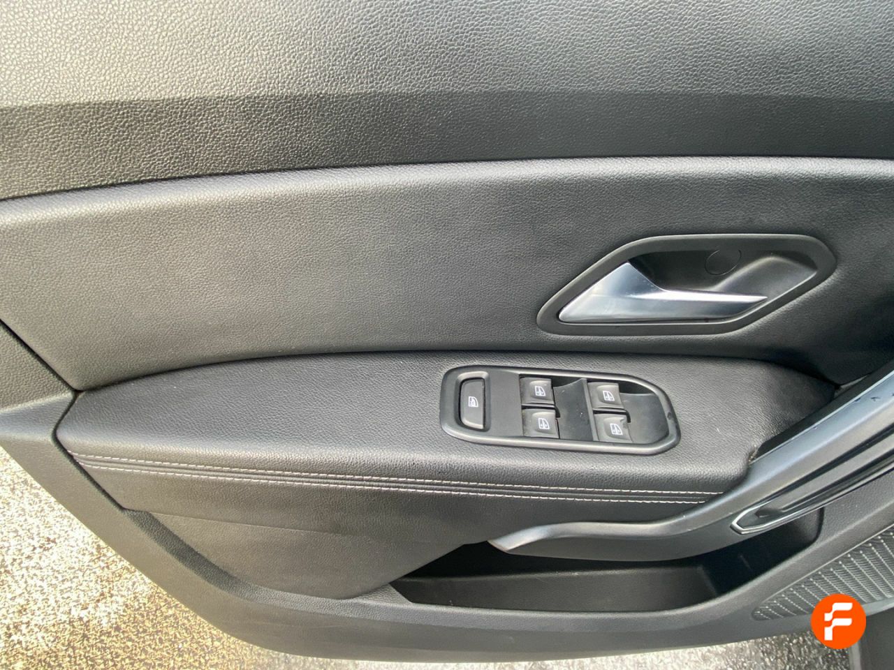 Foto Dacia Duster 13