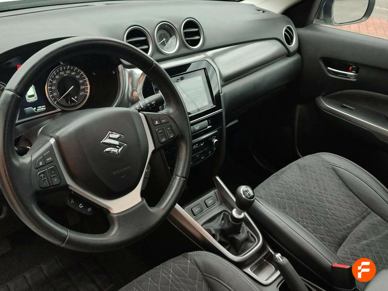 Foto Suzuki Vitara 13