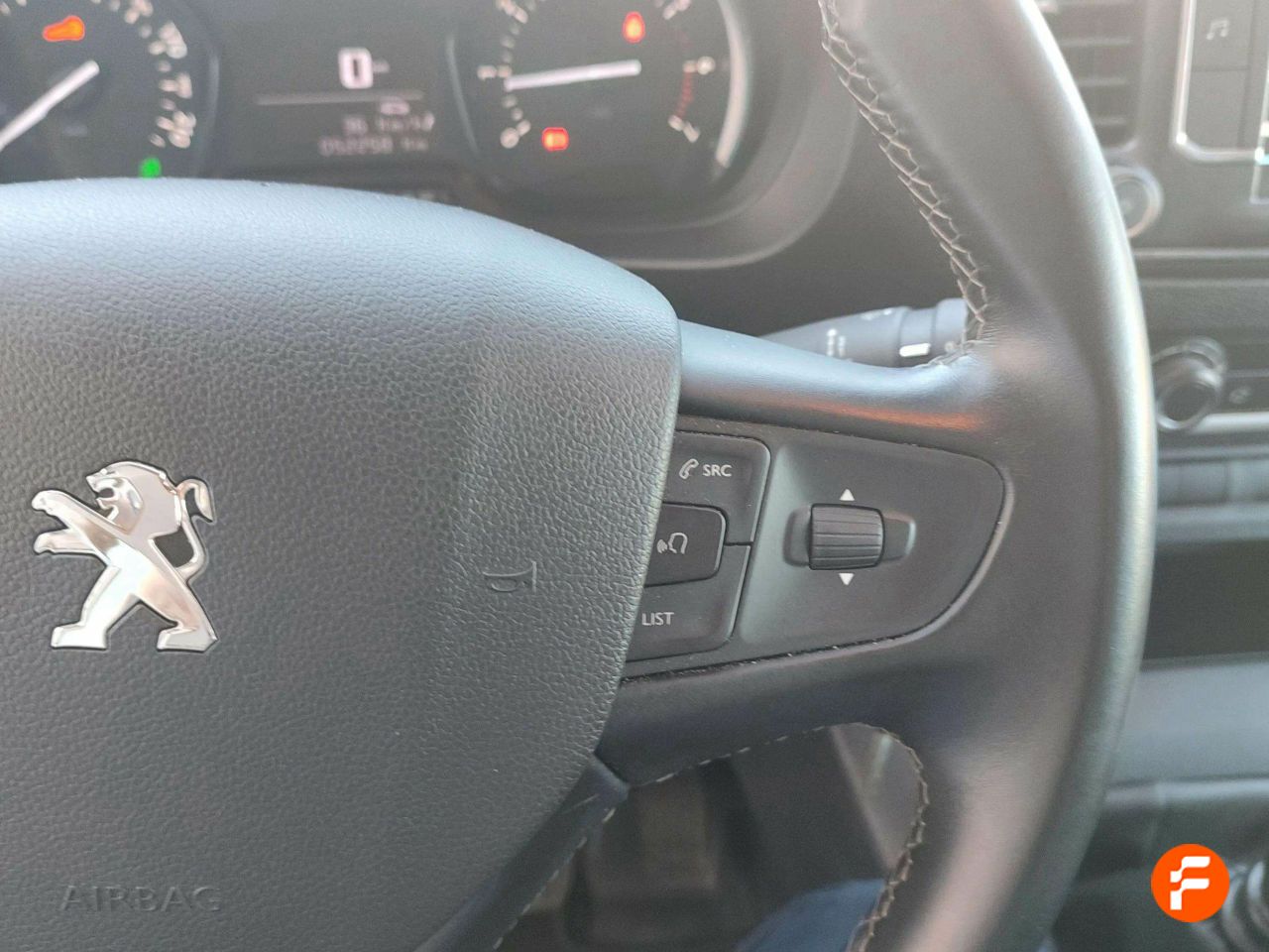 Foto Peugeot Traveller 18