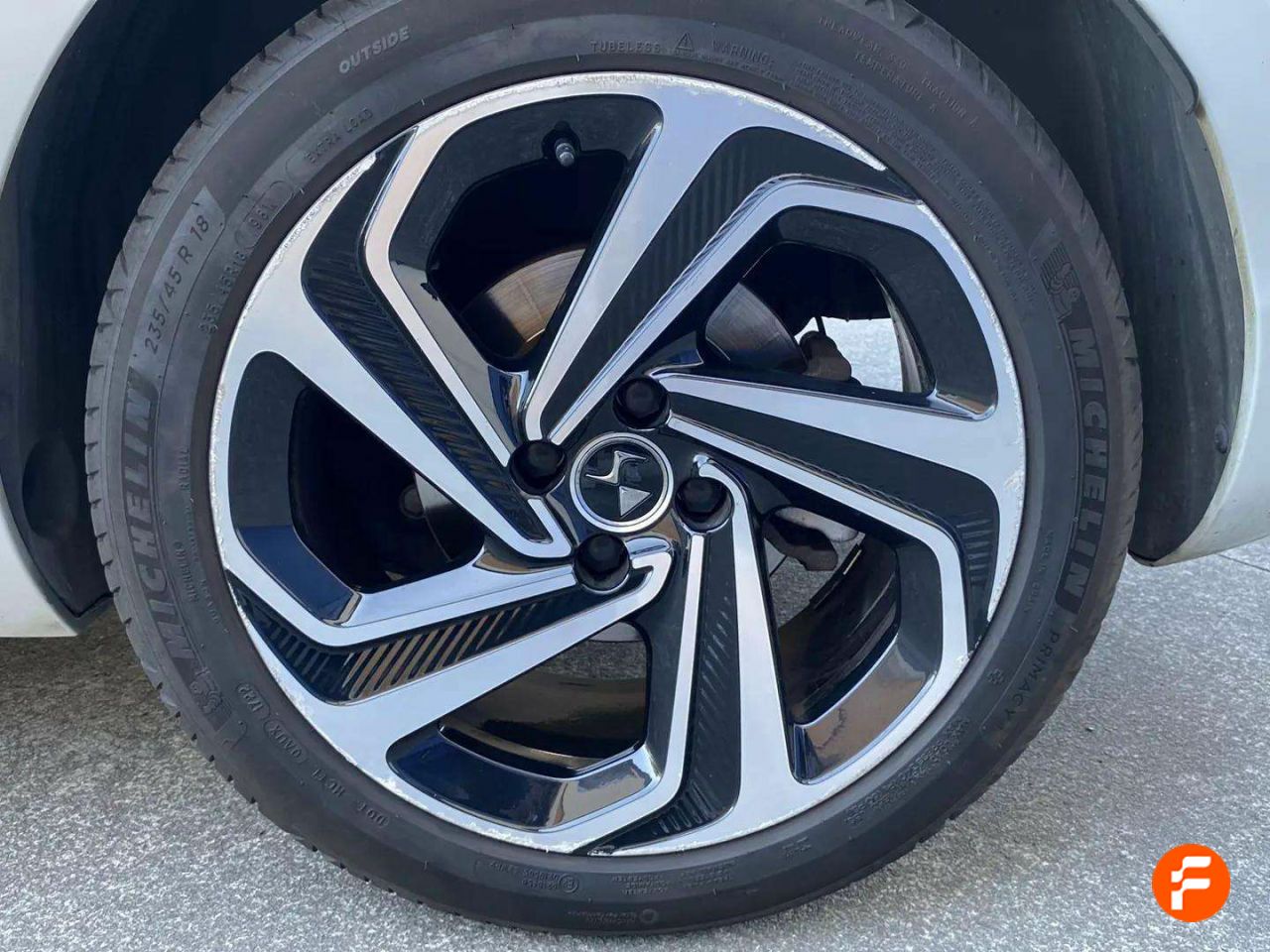 Foto DS Automobiles DS 5 28