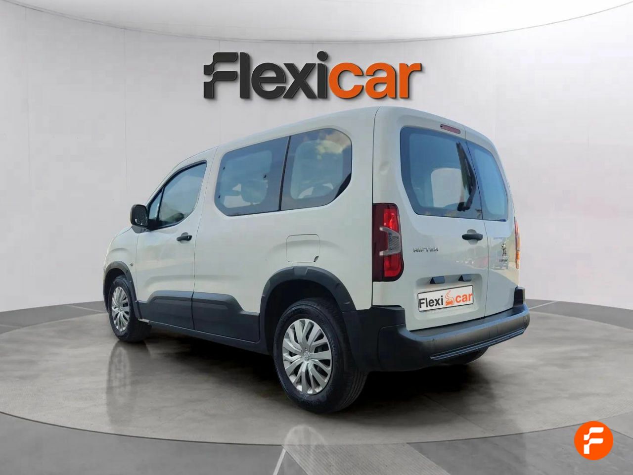 Foto Peugeot Rifter 4