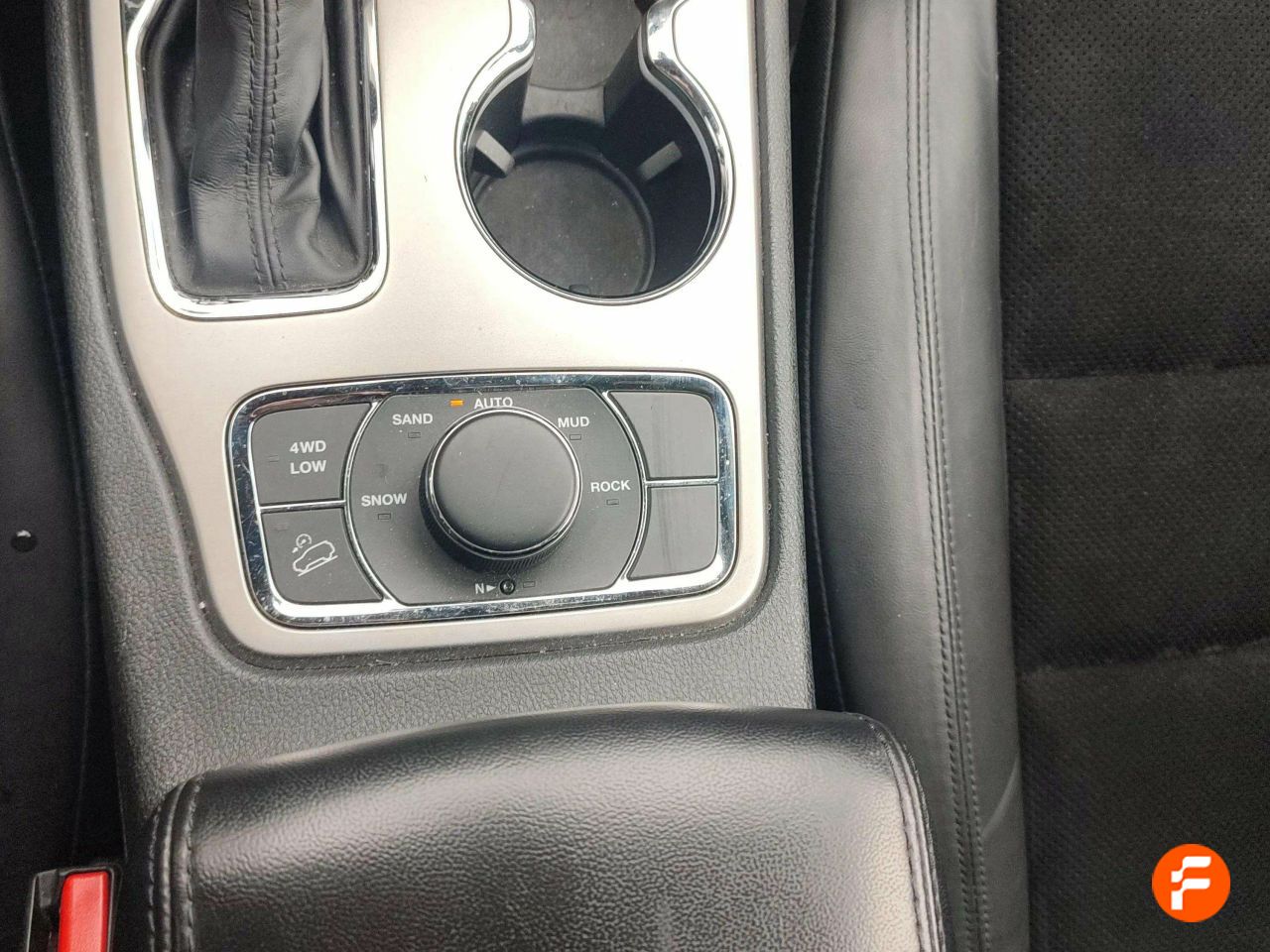 Foto Jeep Grand Cherokee 14