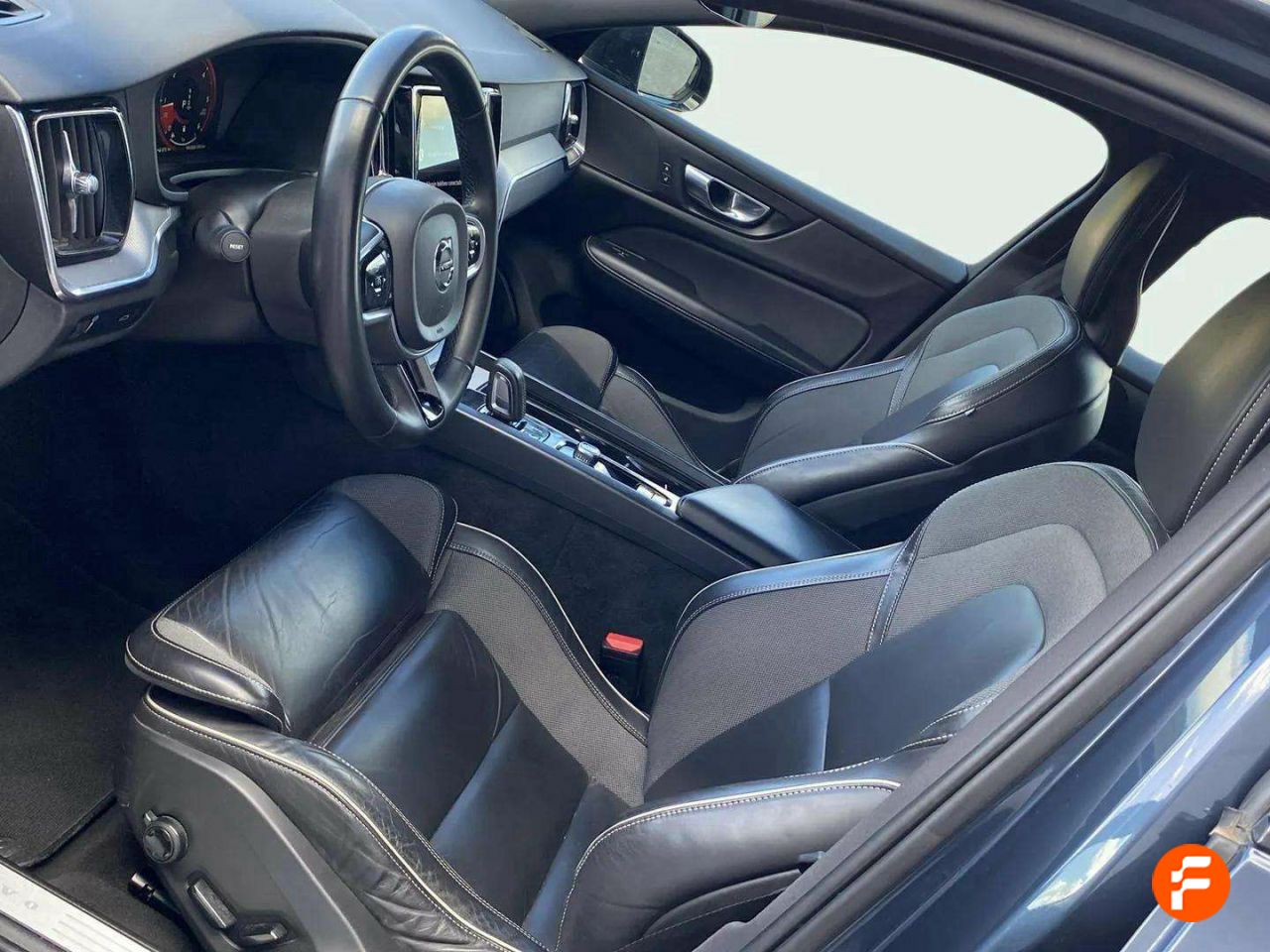 Foto Volvo V60 16