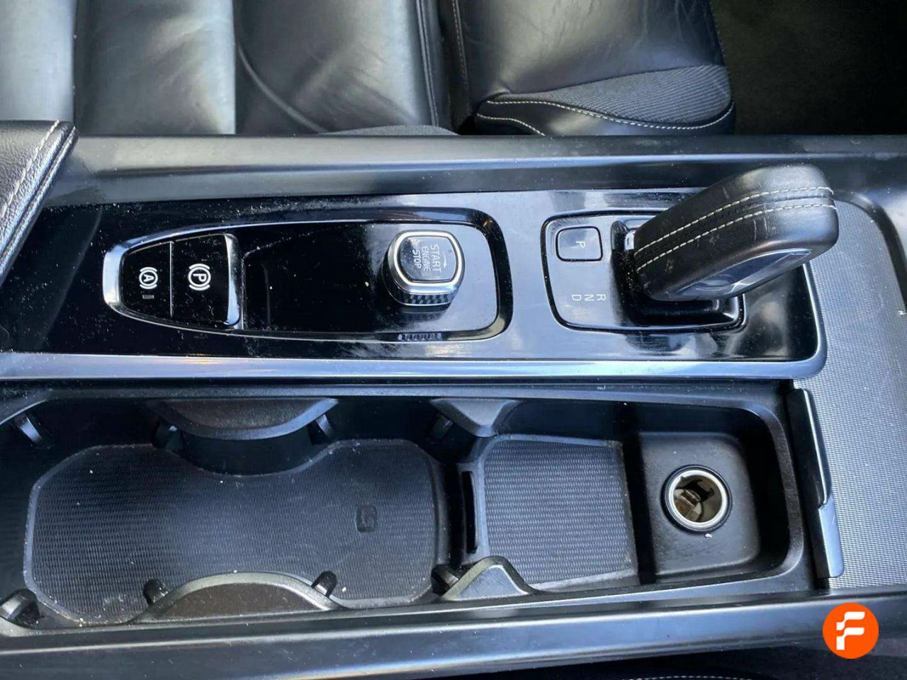 Foto Volvo V60 21