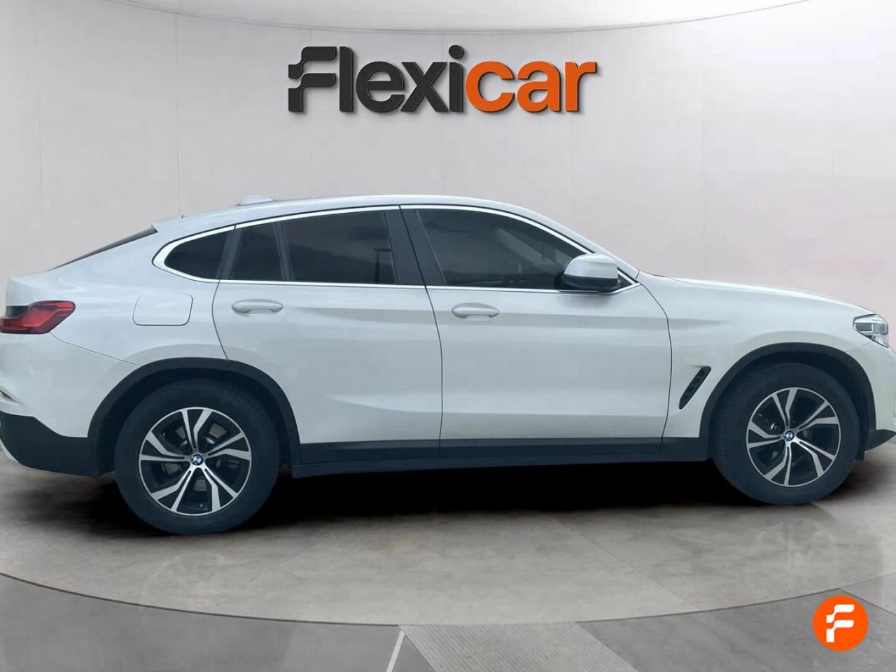Foto BMW X4 8