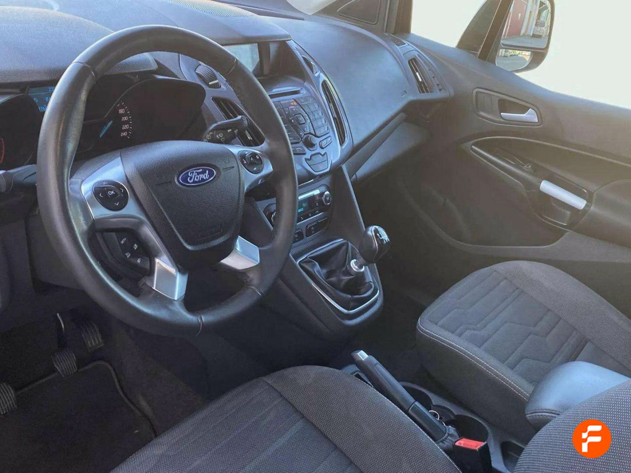 Foto Ford Tourneo Connect 17