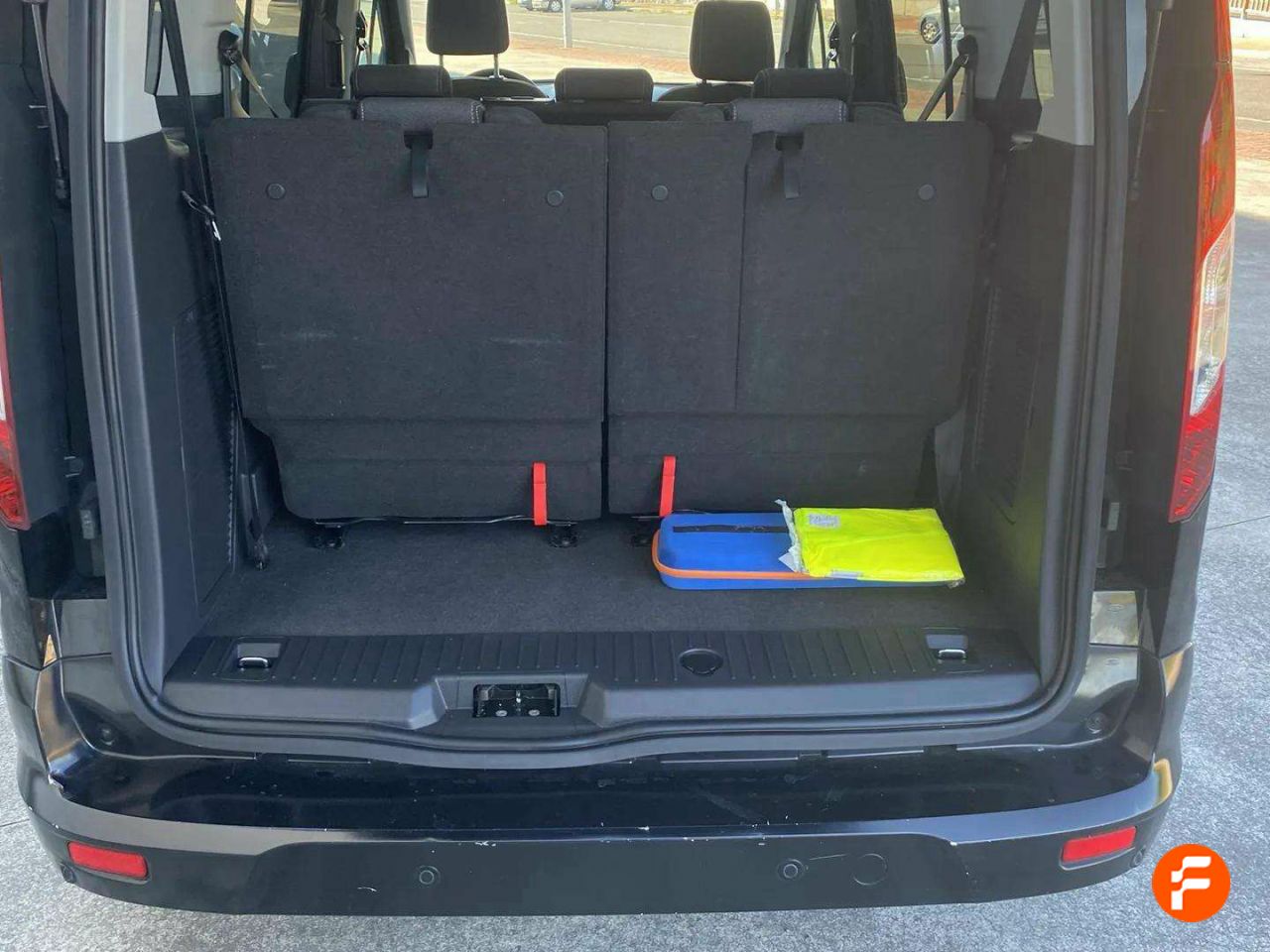 Foto Ford Tourneo Connect 24