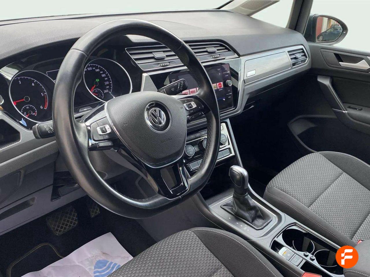 Foto Volkswagen Touran 17