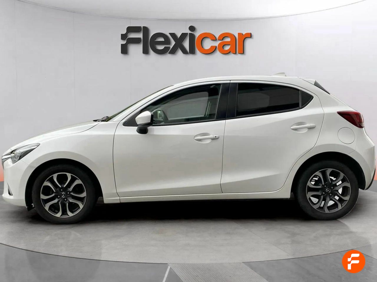 Foto Mazda Mazda2 9