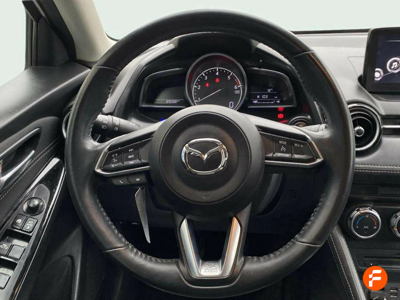Foto Mazda Mazda2 12