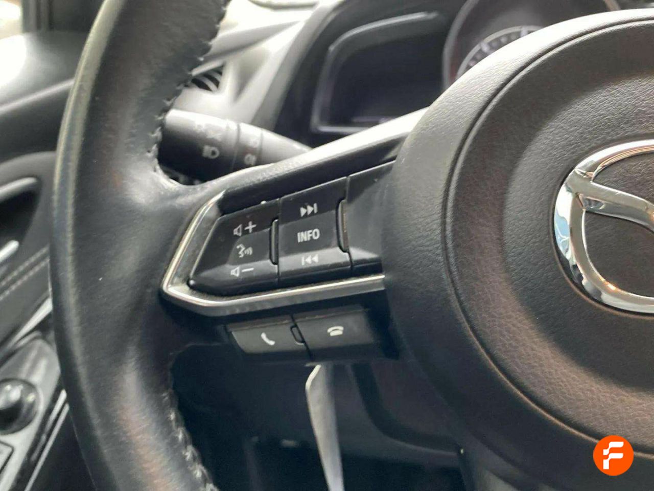Foto Mazda Mazda2 13