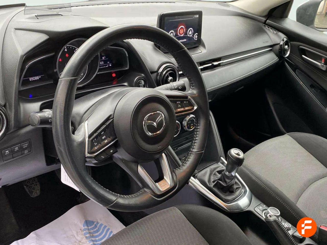 Foto Mazda Mazda2 17