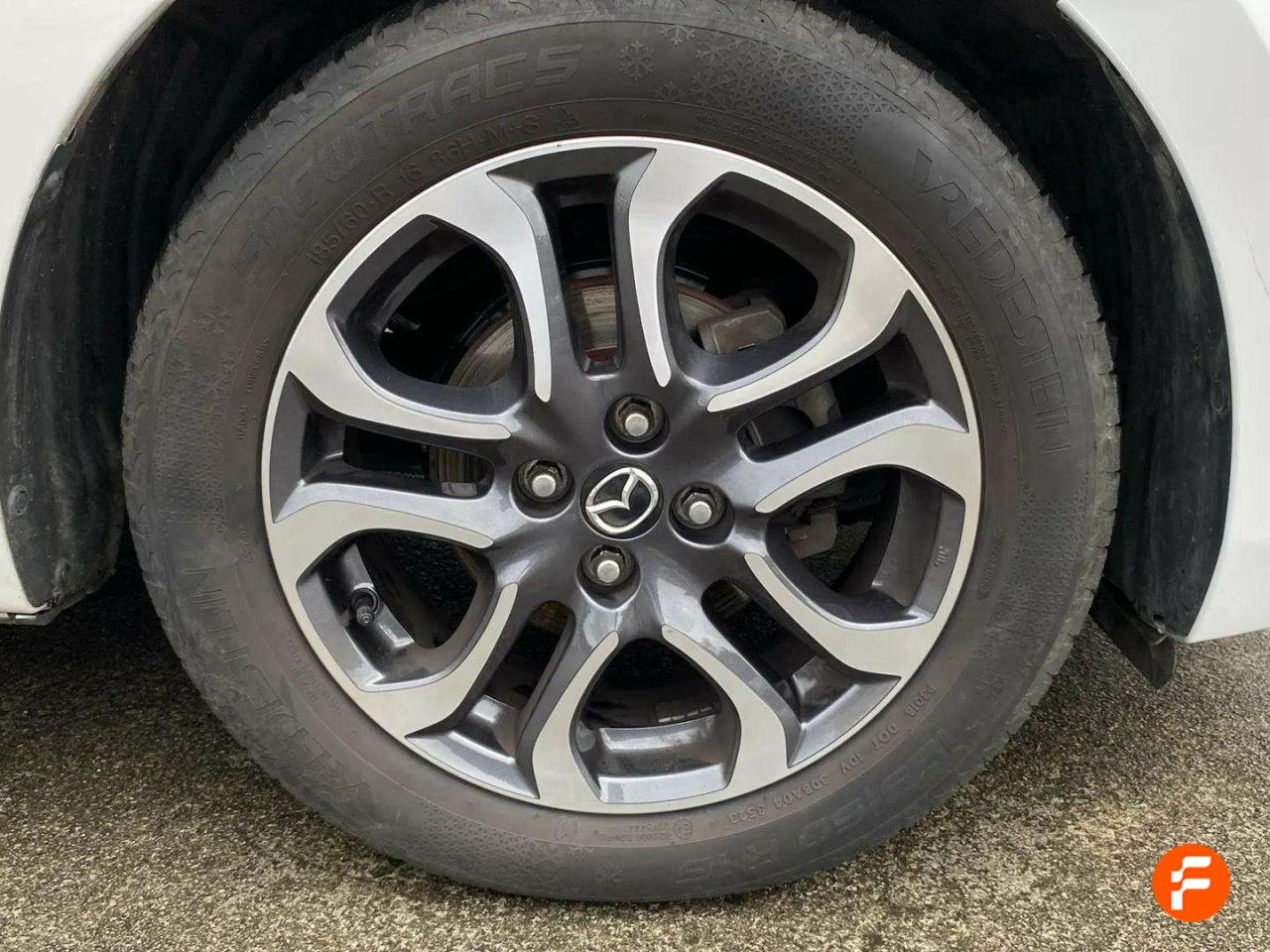 Foto Mazda Mazda2 25