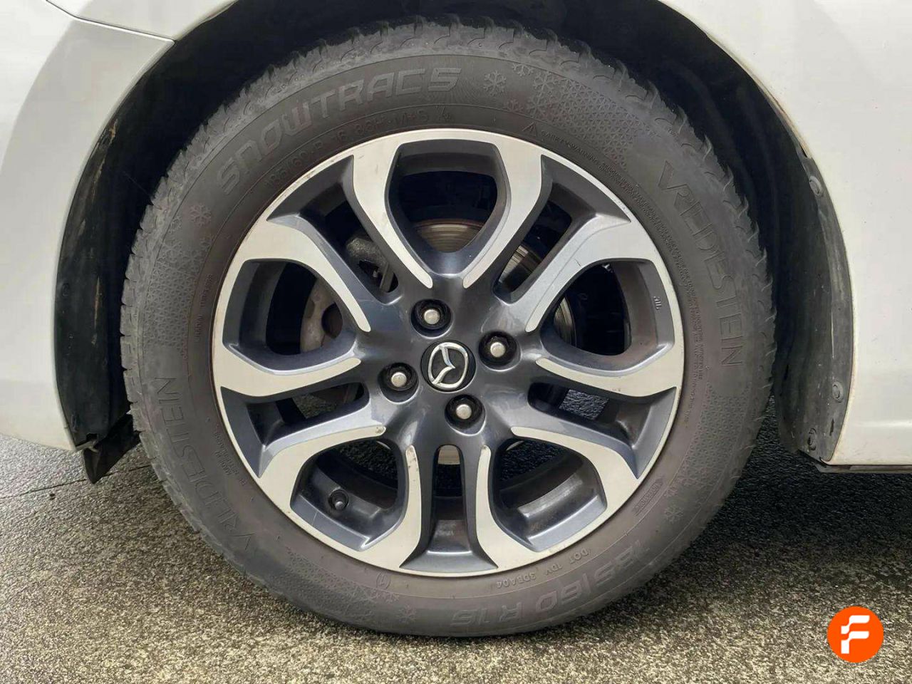 Foto Mazda Mazda2 28
