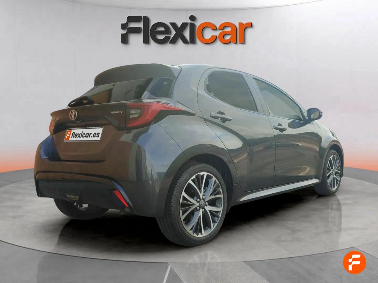 Foto Toyota Yaris 8
