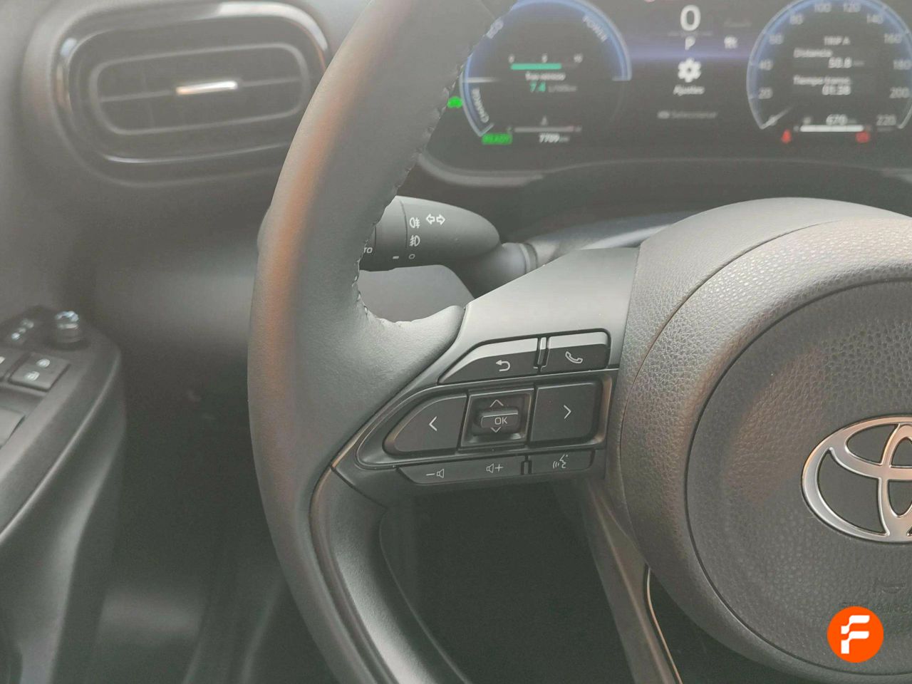 Foto Toyota Yaris 18
