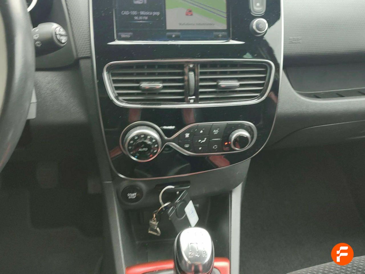 Foto Renault Clio 17